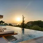 Myzith Luxury Hotel 3*