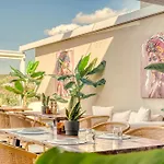 Myzith Luxury 3*