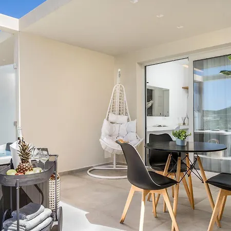 Myzith Luxury מלון 3*