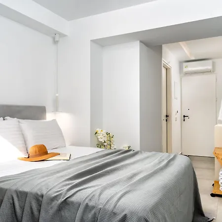 Myzith Luxury Suites فندق 3*