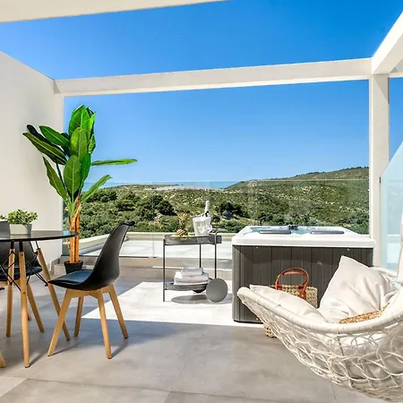 Myzith Luxury Suites