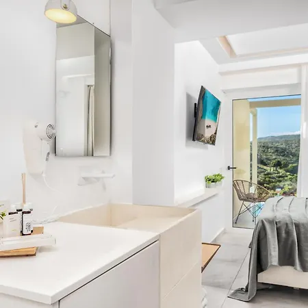 Myzith Luxury Suites