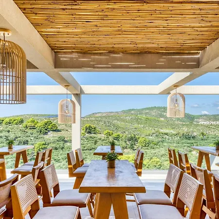 Myzith Luxury Suites فندق كيري