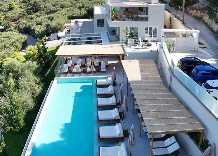Ξενοδοχείο Myzith Luxury 3*